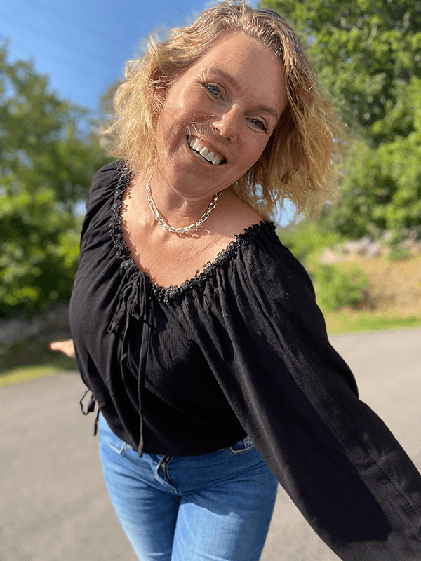 Leona Topp, Black, Rayon