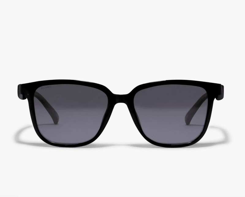 Jamila Solbriller, Sort