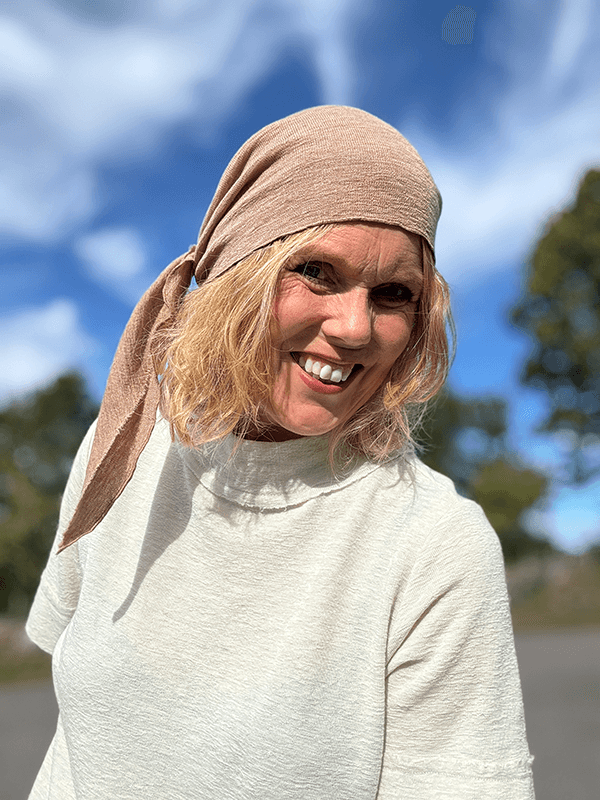 1055 Knit Kerchief TriangelSkjerf (M), Light Camel Melange, Merino