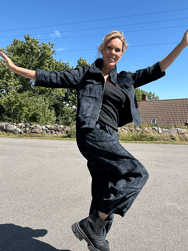 4169 Bukse Velvet, Black (BlåSvart), Cord