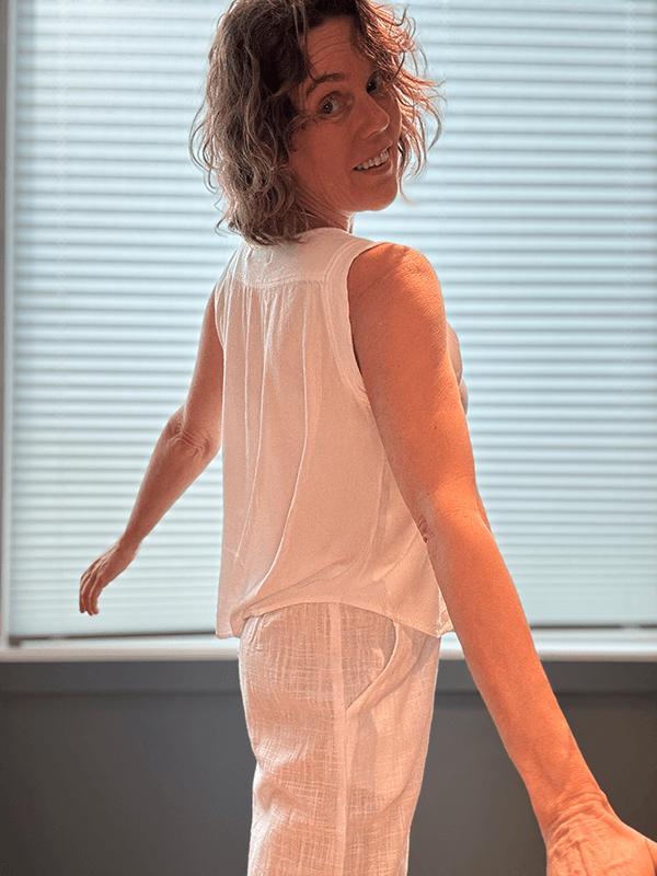 Venice Topp, Ivory, Rayon Crinckle