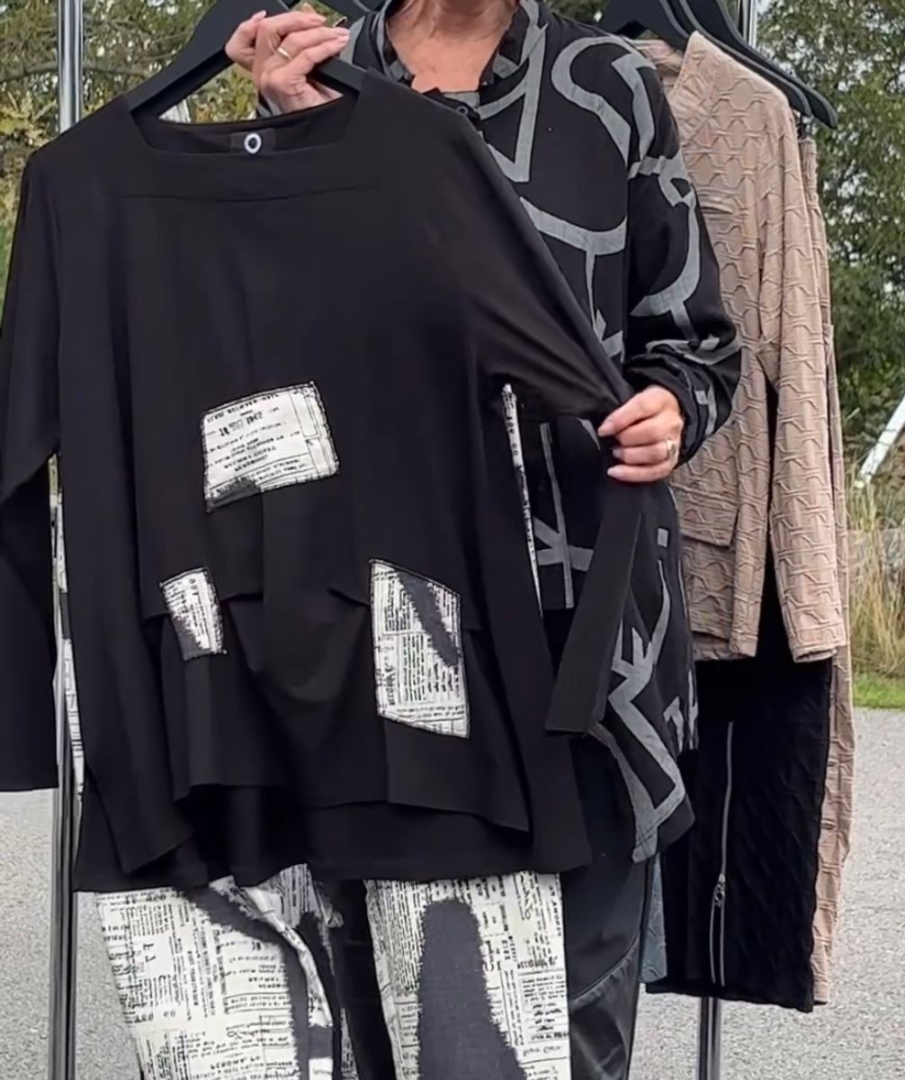 PreOrder: 0177 Topp, Letters, Black