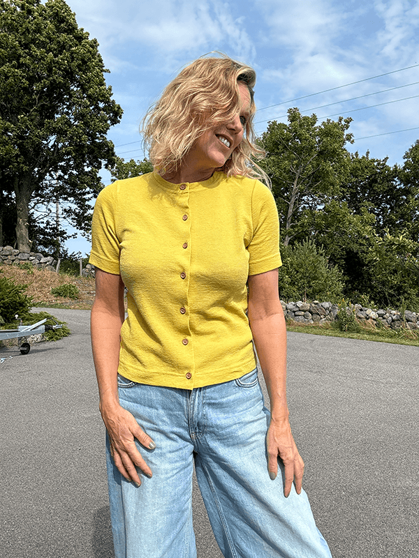 8032 Cardigan Kort Erm, Lemon Curry, Merino