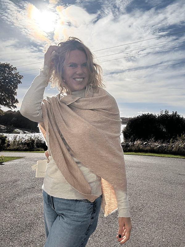 1063 Sjal Curling, Sand Melange, Merino